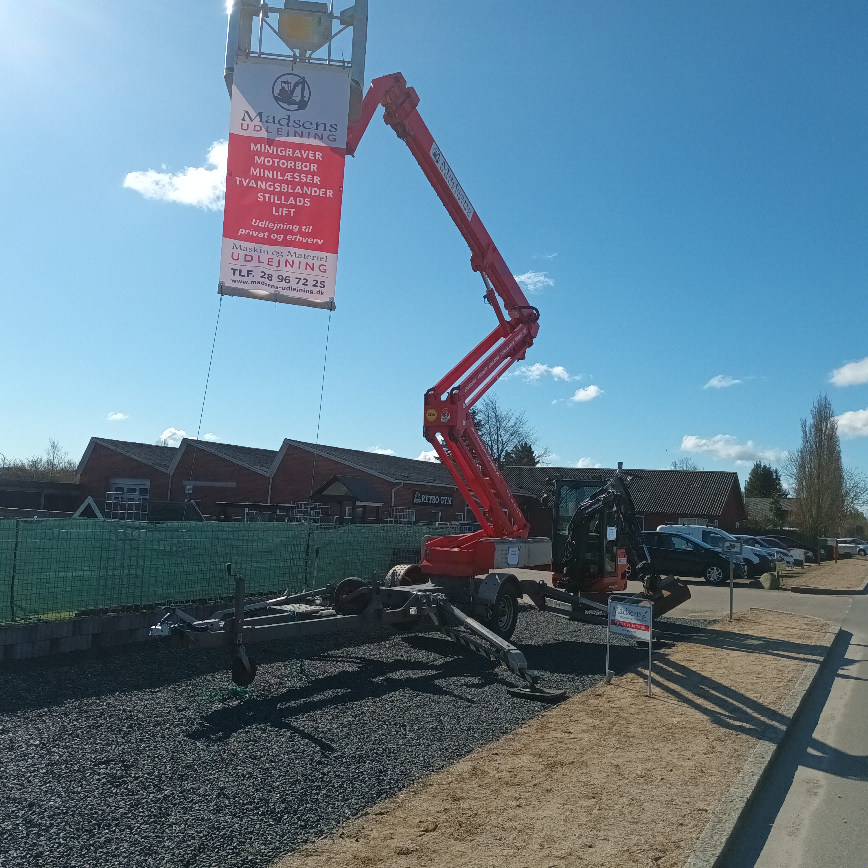 Omme 1830 trailerlift 18,30m arbejdshøjde 2500kg thumbnail 1