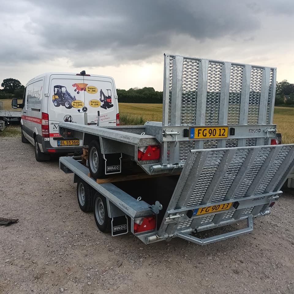 Maskintrailer 2600kg thumbnail 1