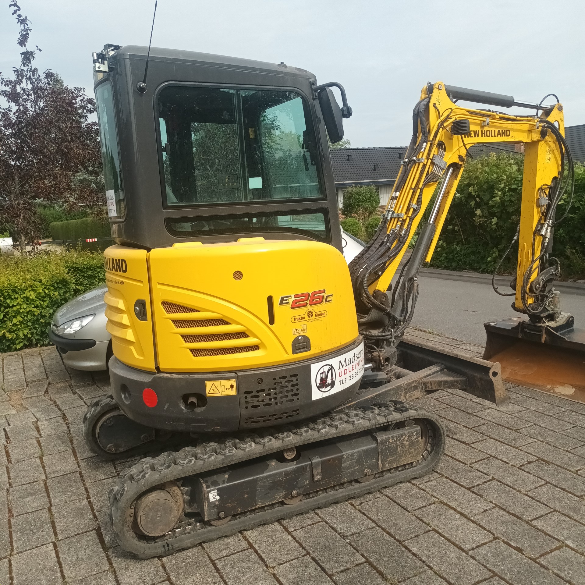New Holland E26C 2600kg Med Tiltman thumbnail 2